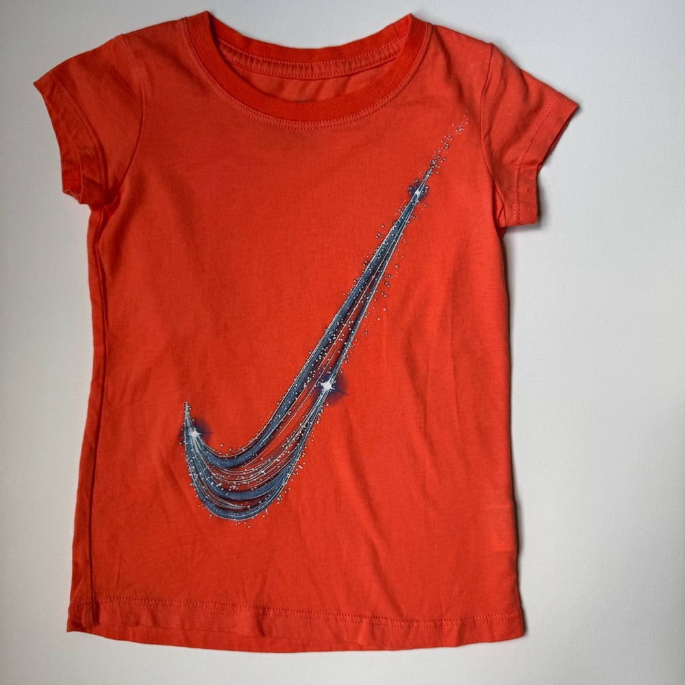 Nike Girls Orange and Silver Short Sleeve Tee Shirt with Nike Swoosh Size 5